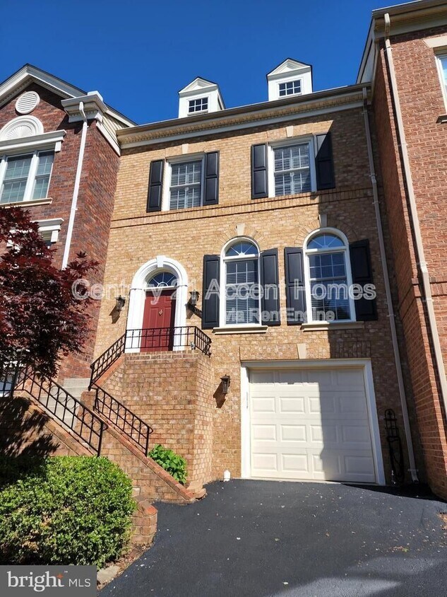 Foto principal - 8002 Tanworth Ct