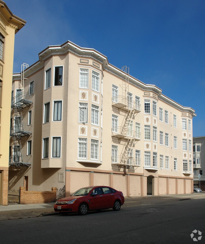 Building Photo - 3155 Octavia St