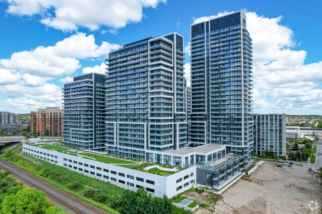 Yong Parc 2 Condos