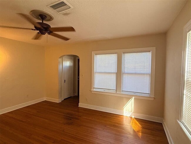 Foto del edificio - 3610 Dartmouth Ave N