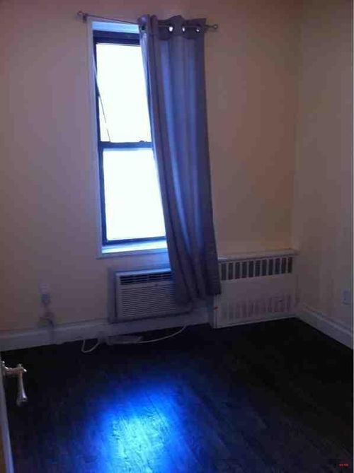 Building Photo - 1356 1st Ave