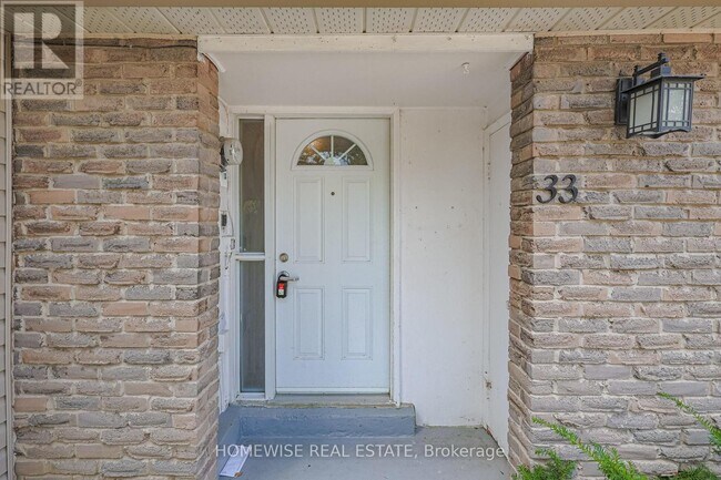 Photo du bâtiment - 570-570 Waverly St N