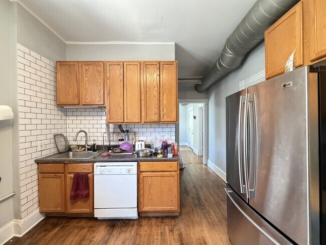 Foto del edificio - 1042 N Rockwell St