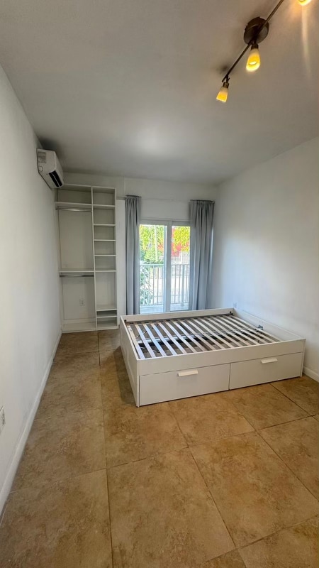 Foto del edificio - 444 SW 3rd St