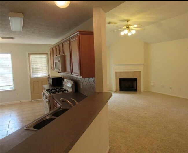 Foto del edificio - 8715 Heron View St