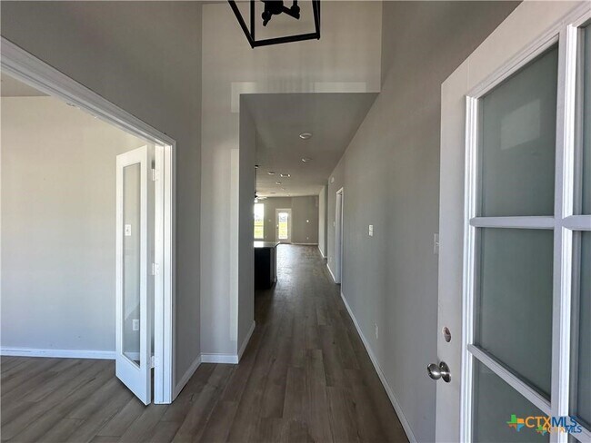 Foto del edificio - 1814 Horatio St