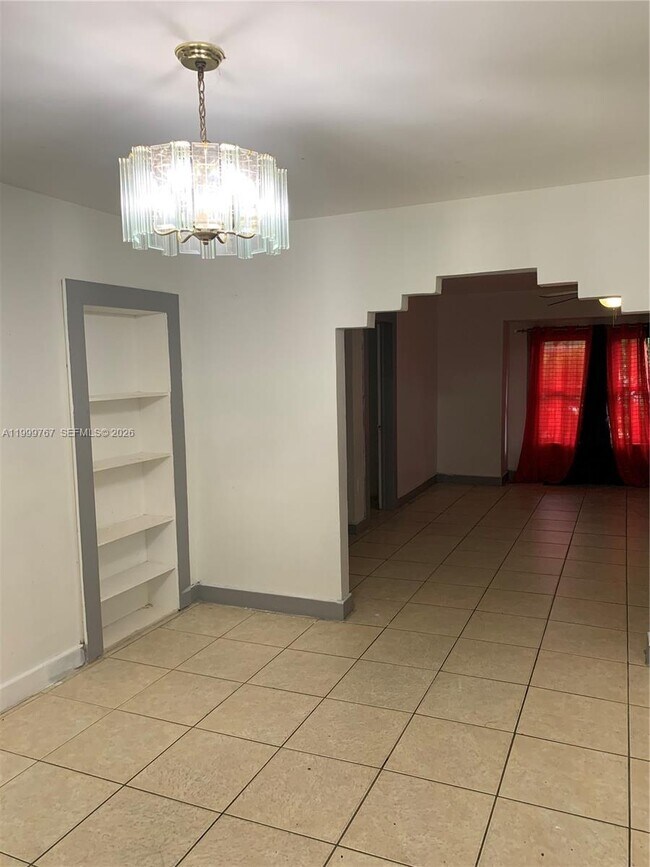 Foto del edificio - 750 NW 118th St