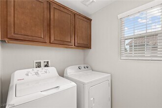 Building Photo - 675 Swift Eagle Ave