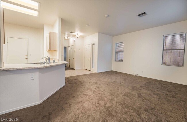 Building Photo - 7224 Pinon Crest Ct