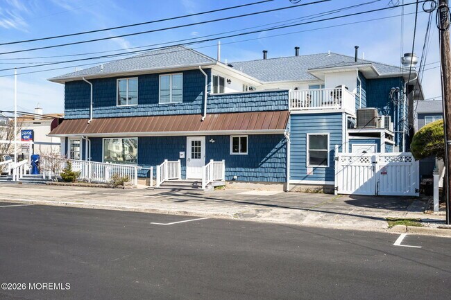 Foto del edificio - 65 Grand Central Ave