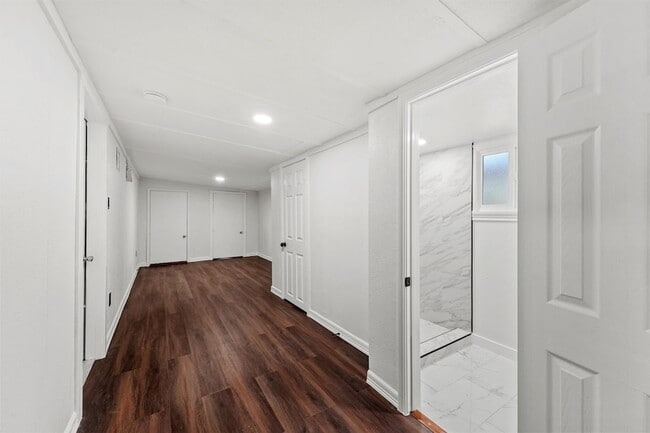 Foto del edificio - 632 Meadowlawn St