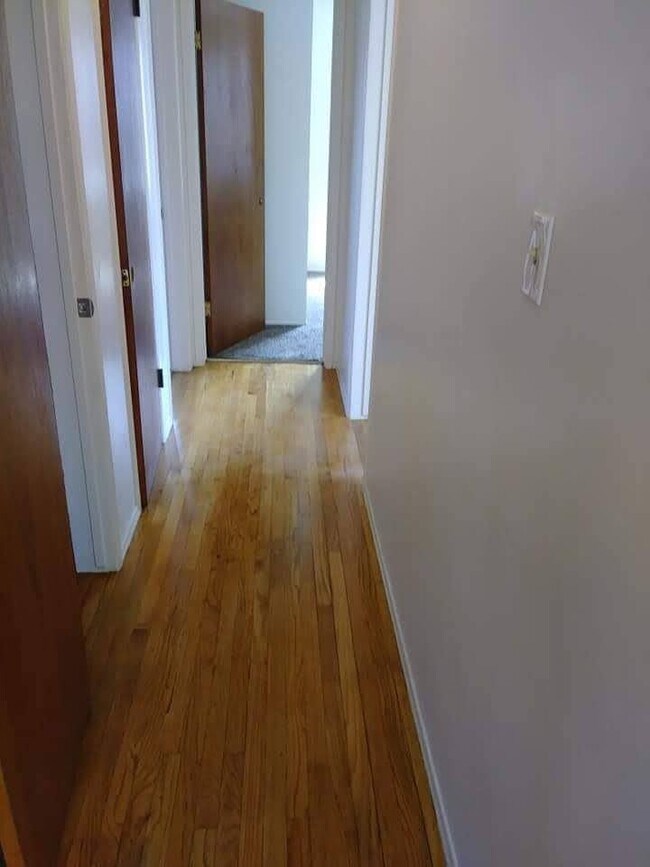 beautiful, natural hardwood flooring - 5042 Palin St