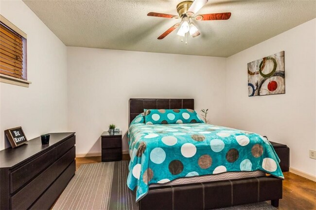 Foto del edificio - 4800 N Stanton St