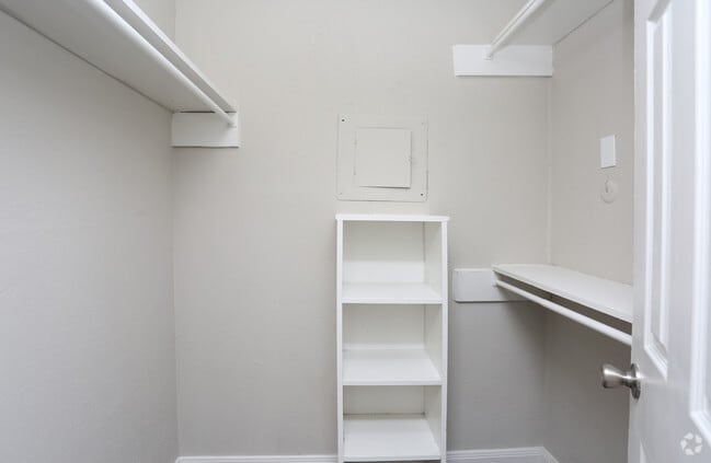 Vestidor - Terra at Park Row