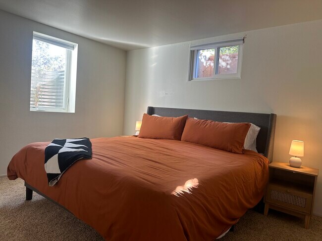 Foto del edificio - 6526 S Elizabeth Way