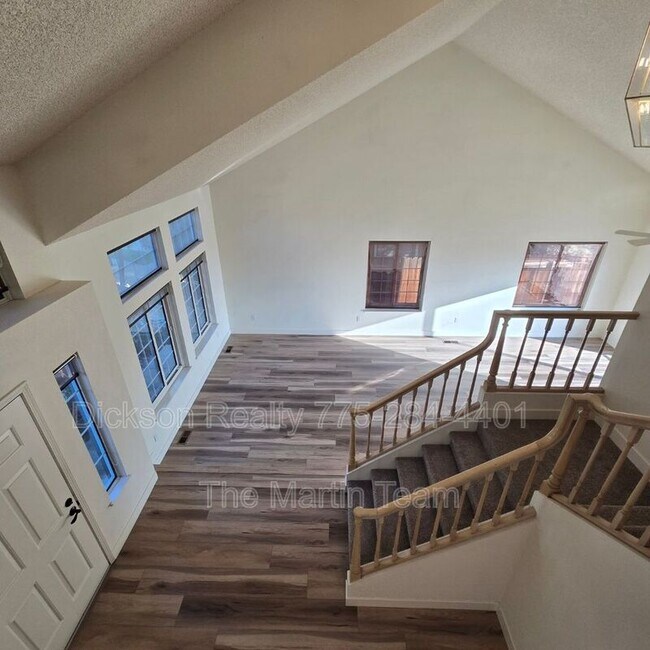 Foto del edificio - 1804 Quail Run Rd