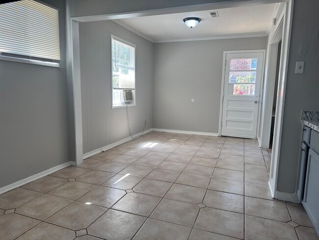 Photo - 1770 Sugarloaf Street Unit House