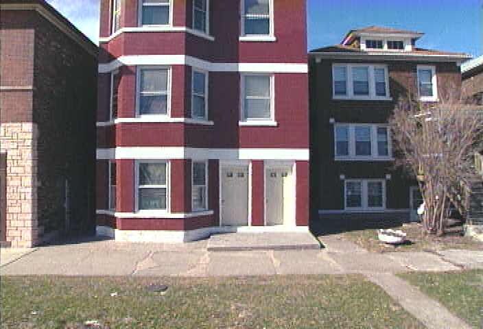 Foto principal - 8356 S Mackinaw Ave