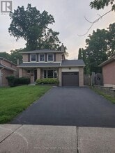 Building Photo - 980 Sawgrass Crescent