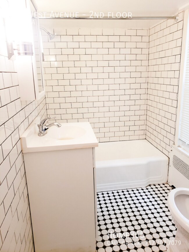 Foto del edificio - 2 Bedroom 1 Bathroom 2nd Floor Unit!