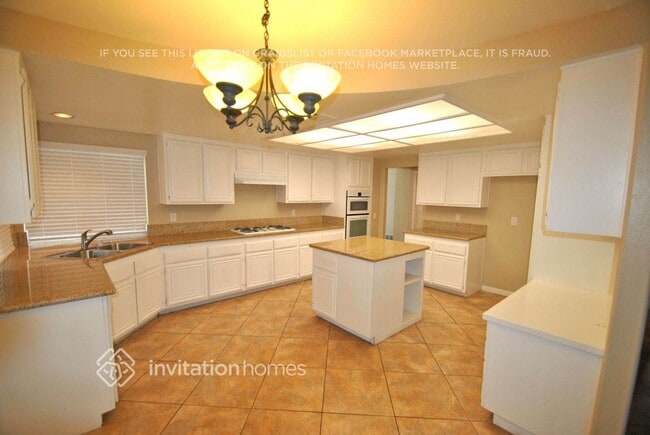 Foto del edificio - 7120 Amberwood Ln
