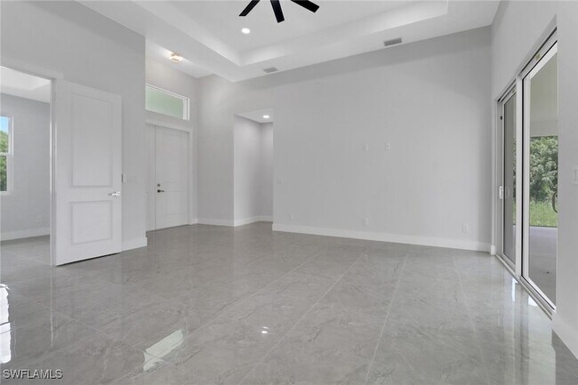 Building Photo - 3803 1st St SW