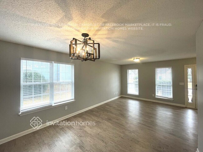 Foto del edificio - 4578 Grove Park Way NW