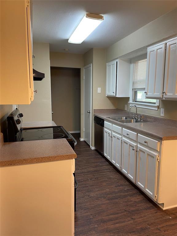 Building Photo - 3703 French Wood Dr