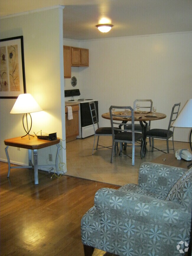 College Hill Apartments for Rent Cincinnati, OH 58 Rentals
