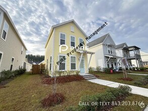 Building Photo - 754 Myrtle Branch St
