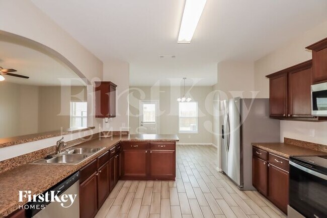 Foto del edificio - 5827 Treasure Cove Rd