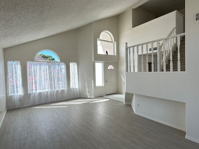 Photo - MUST SEE HOME IN AVONDALE WITH POOL!