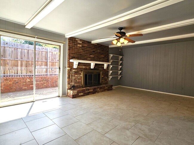 Foto del edificio - 3826 NW 64th St