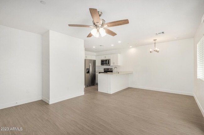 Building Photo - 1232 E Taylor St