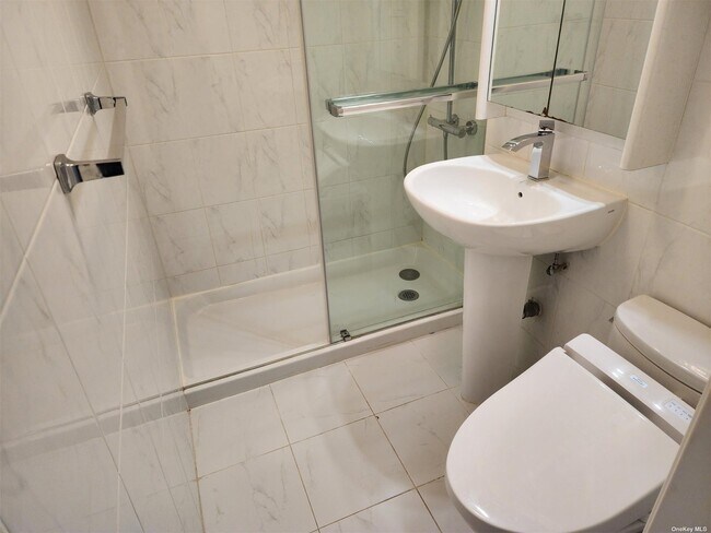 Foto del edificio - 61-35 98th St