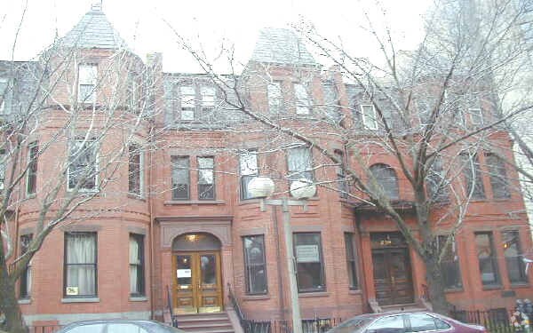 Building Photo - 256 W Newton St