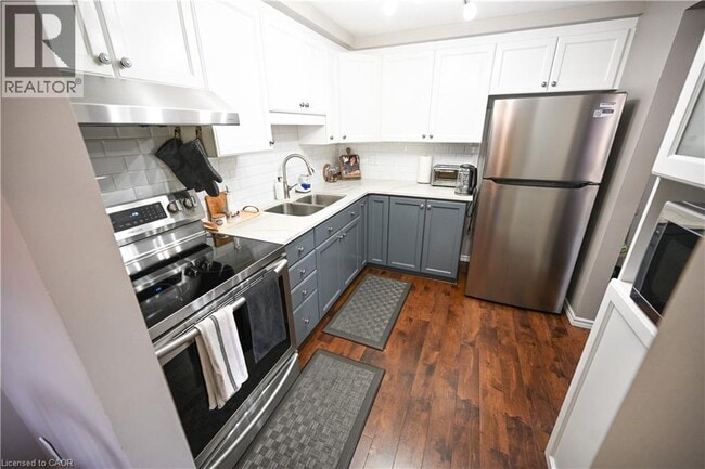 Building Photo - 59 Edgemere Dr