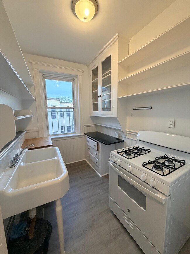 Foto del edificio - 70 Kirkland St