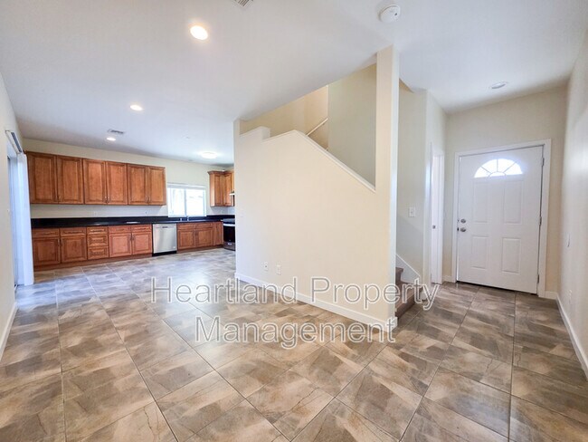 Foto del edificio - 690 N Grape St