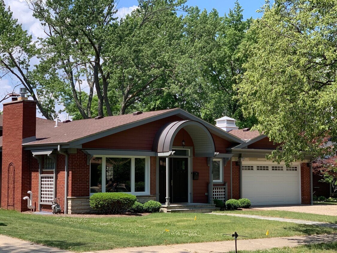 Foto principal - 5128 Ellington Ave