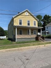 Building Photo - 123 Sheldon Ave