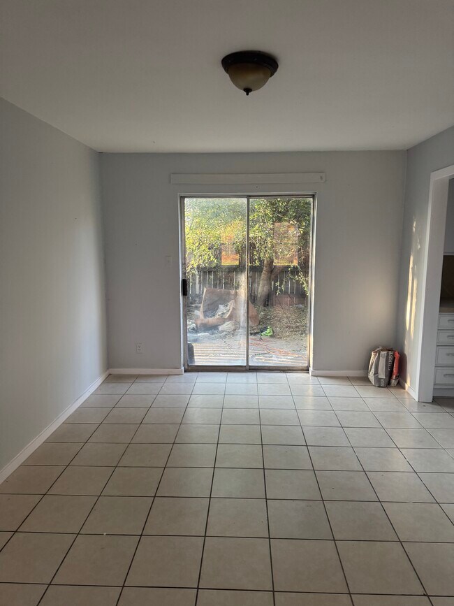 Foto del edificio - 524 Galveston Rd