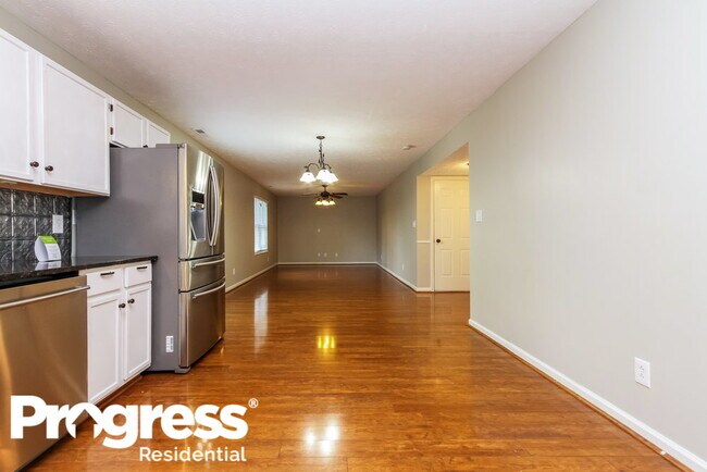 Building Photo - 1189 Oak Leaf Rd