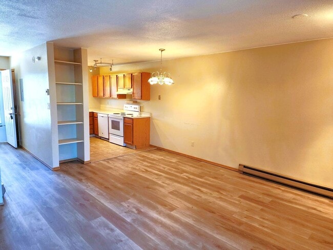 Photo - 3015 Illinois Ave Apartment