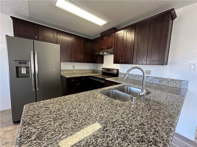 Building Photo - 2687 Alicialynn Way