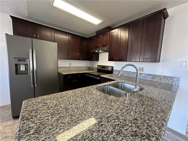 Foto del edificio - 2687 Alicialynn Way