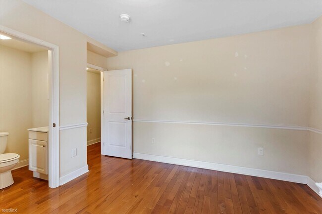 Foto del edificio - 3 br, 3 bath Triplex - 1710 CECIL B MOORE ...