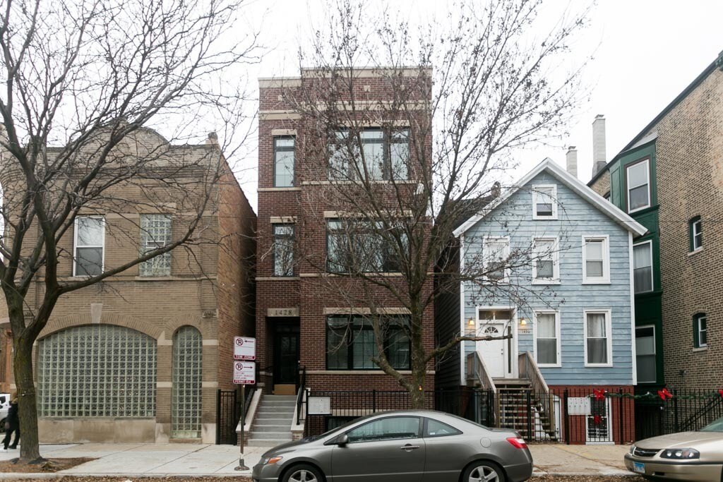 Primary Photo - 1428 N Paulina St