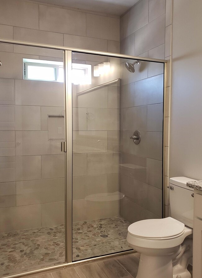 Foto del edificio - 3956 Santa Sophia Rd