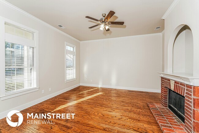 Foto del edificio - 4559 Clubview Dr